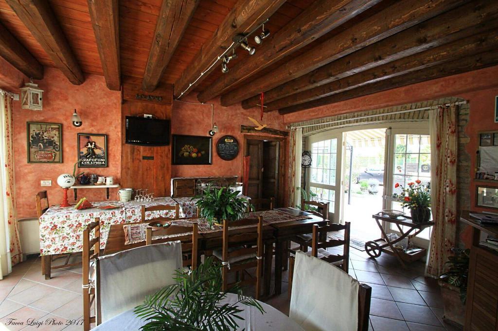 Albergo Julienne Арба Экстерьер фото